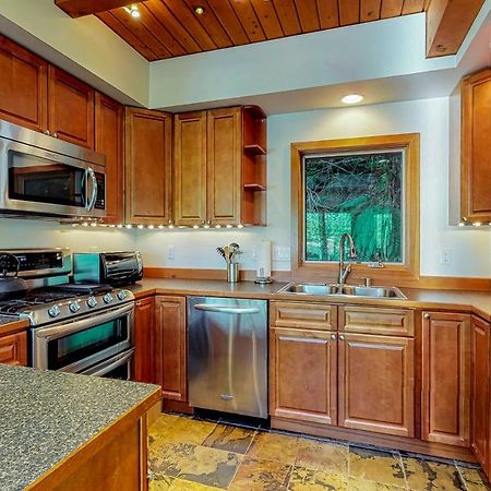 Villa Woodland Hideaway In The Hills à Lake Stevens Extérieur photo