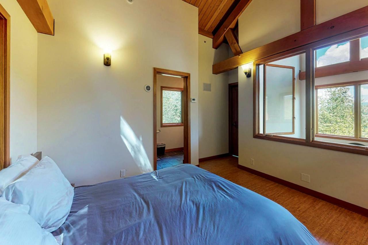 Villa Woodland Hideaway In The Hills à Lake Stevens Extérieur photo