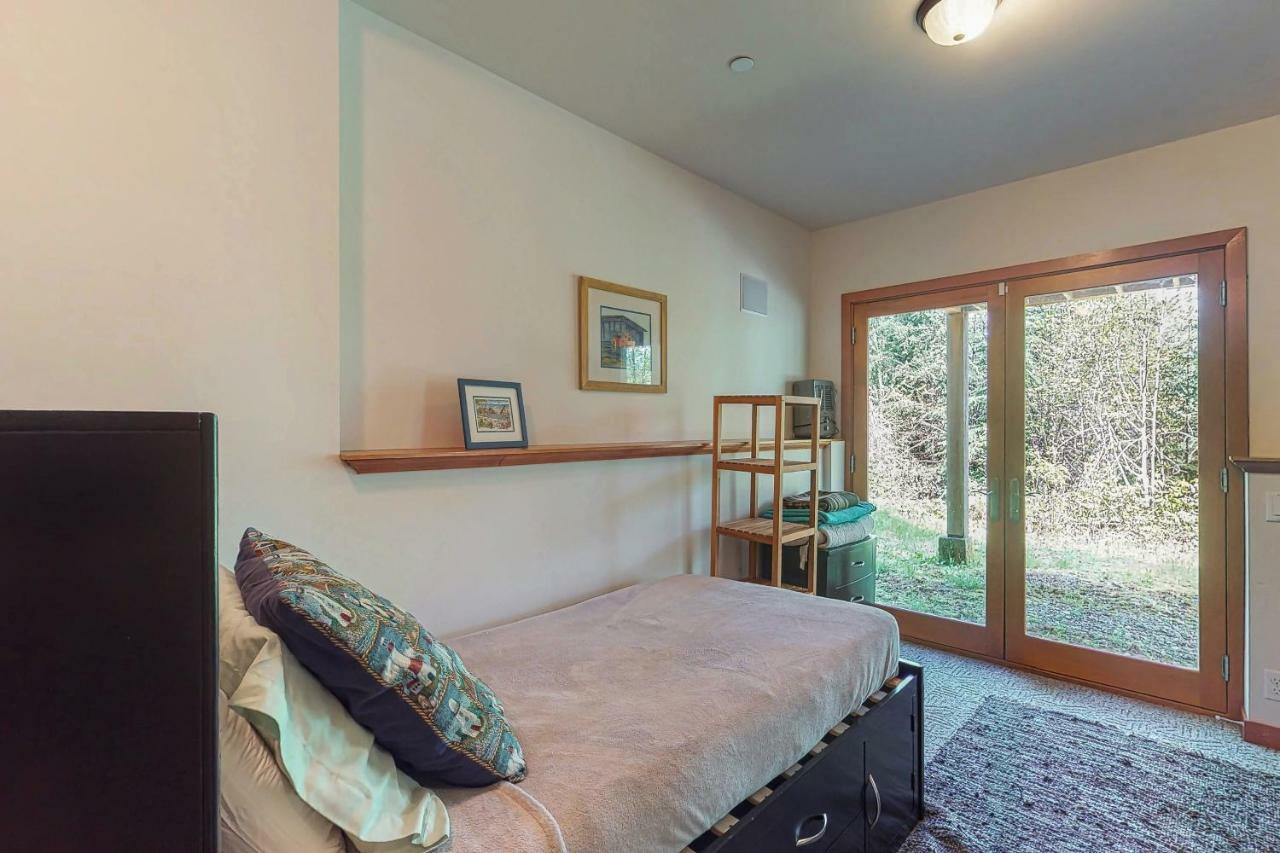 Villa Woodland Hideaway In The Hills à Lake Stevens Extérieur photo